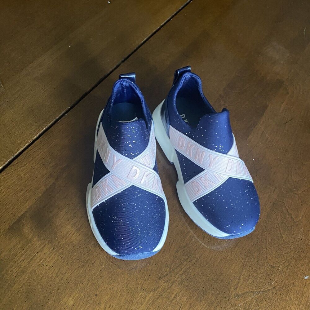 DKNY Baby Girls Casual & Fashion Sneakers Navy blush Shoes Size 7 Kids New - Picture 5 of 16